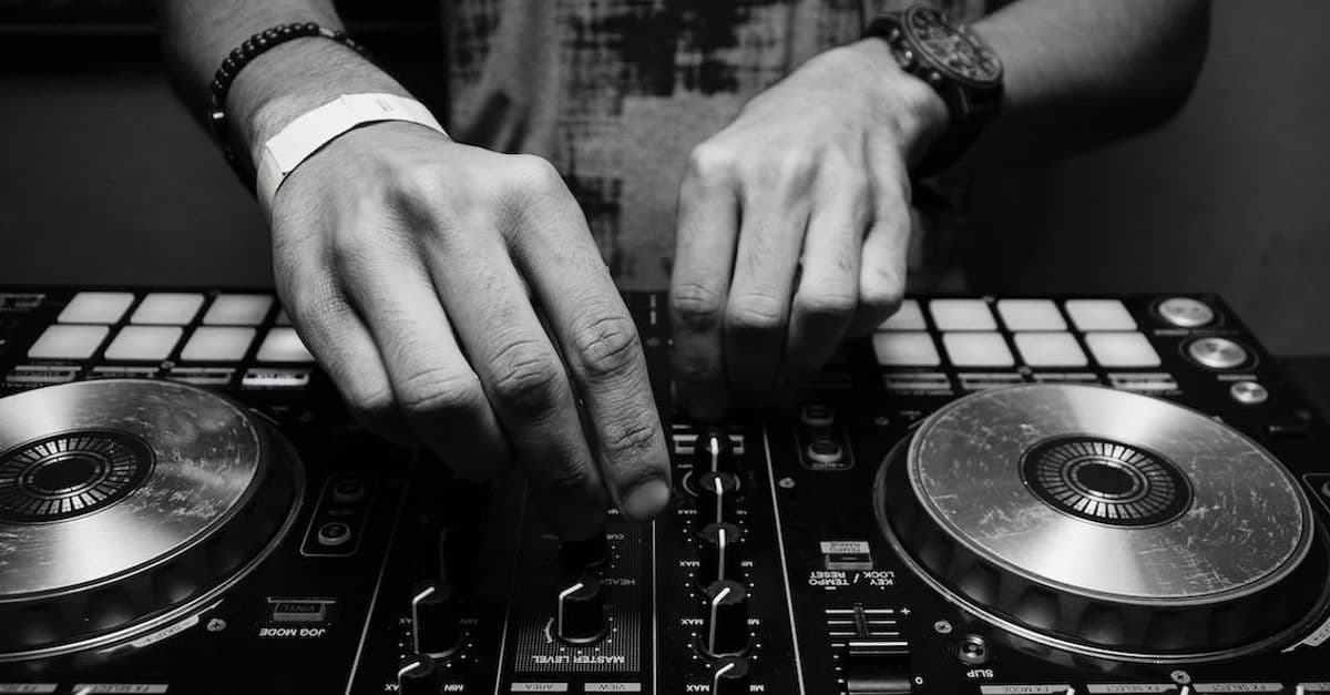 DJ Mixing